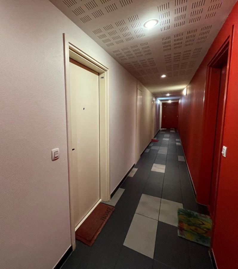 The Barbots Apartment グジャン・メストラ エクステリア 写真